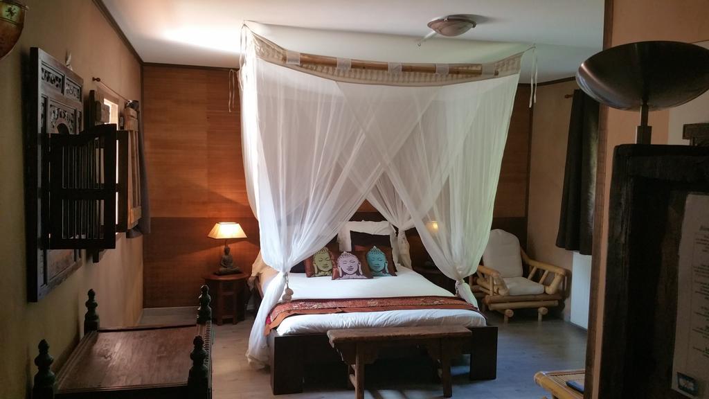 Le Domaine De Saint-Thomin Bed and Breakfast Nostang Δωμάτιο φωτογραφία